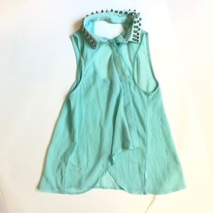 Light Green Sleeveless Beaded Neck Women’s Top Size M
